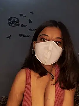 naina844 live cam on StripChat