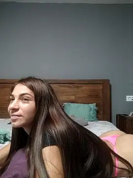 AntoniaHottie live cam on StripChat