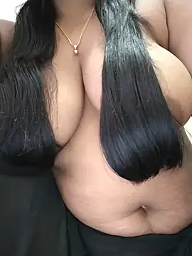 Umma-2 live cam on StripChat
