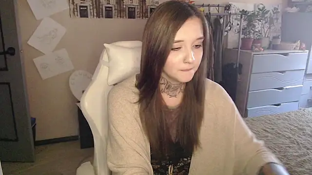 Taissa_Harmon live cam on StripChat