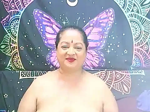 matureindian live cam on StripChat