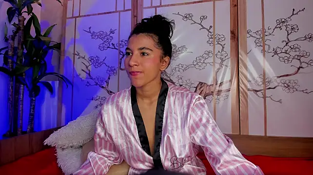 Emily_bruss live cam on StripChat