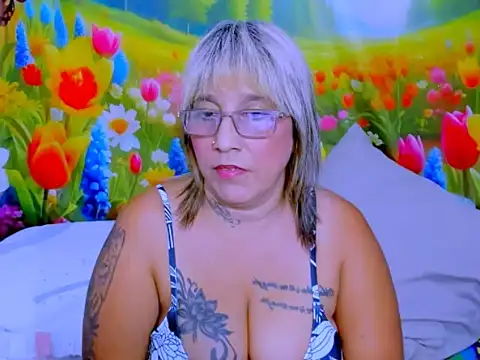 indianroxy live sex cam