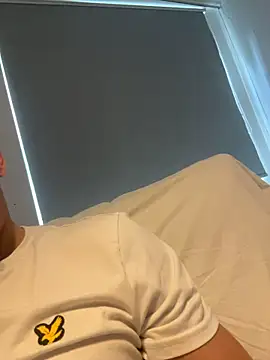 mikeee0102 live sex cam