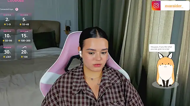 EvaRaider live sex cam