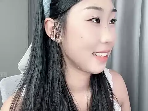 diudiu622 live cam on StripChat