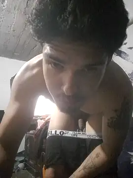 Aguilarcruzkevin31 live cam on StripChat