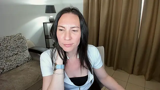 IngaRain live cam on StripChat