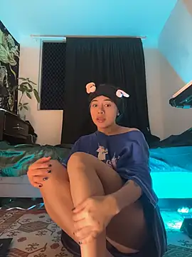 aimi_art1 live cam on StripChat