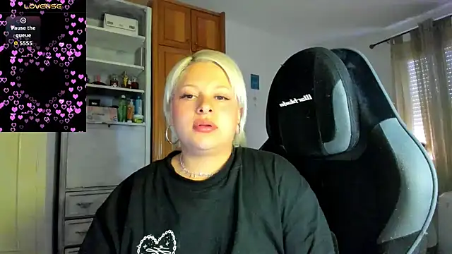 sammymoon live cam on StripChat