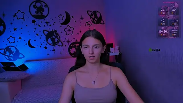 caroline_honeyy live cam on StripChat