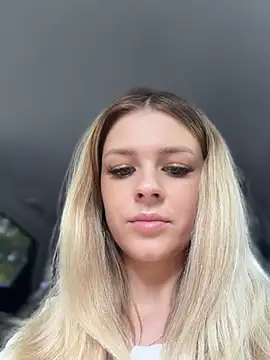 love_bri (F young) - Make my pussy fucking crazy