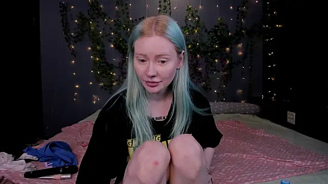 Lillie_Berry live cam on StripChat