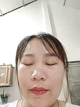 -Nani_ live cam on StripChat
