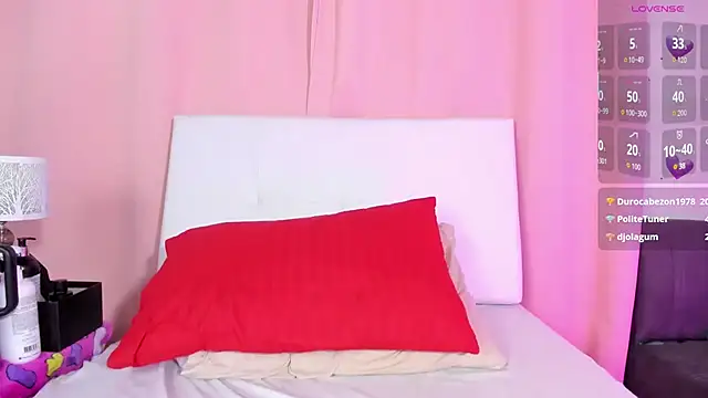 Celeste_Rox live sex cam