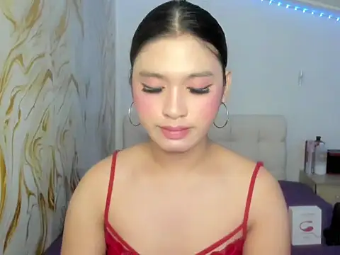 Dolly_Fy live cam on StripChat