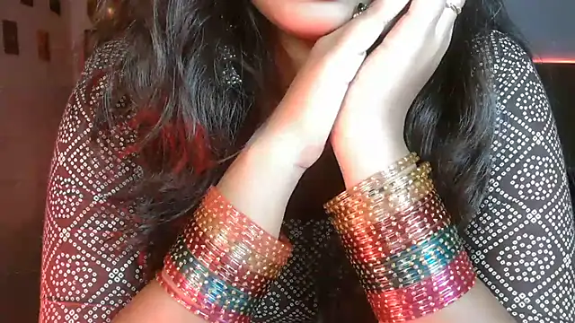 isha_here live cam on StripChat