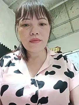 Sana-vn live cam on StripChat