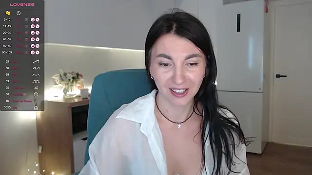 Mary_love16 live cam on StripChat