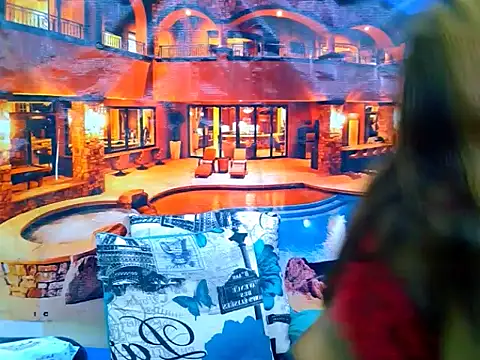 IndianPretty14u2Luv live cam on StripChat