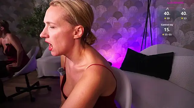 UmaTruewoman live cam on StripChat