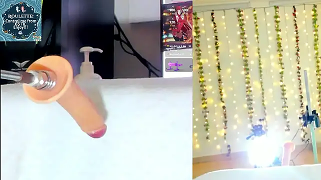 Kitty__Rose__ live cam on StripChat