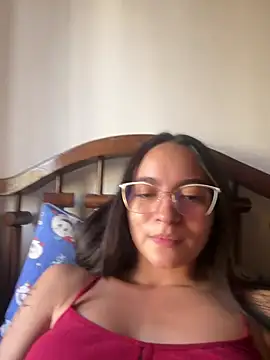 Daphne_Rosse live cam on StripChat
