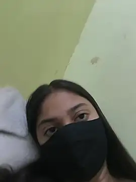 cute---aditi live cam on StripChat