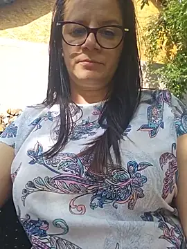 KristenVega live cam on StripChat