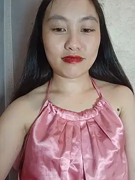 Cherry-squirtt live cam on StripChat