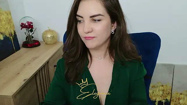 Eleganzavogue live cam on StripChat