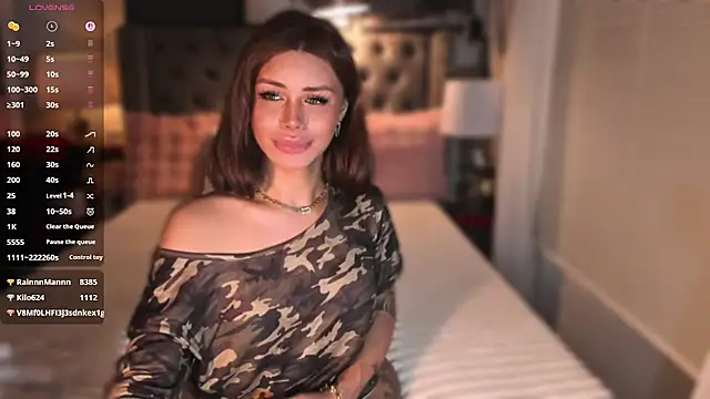 ParisianDoll live sex cam