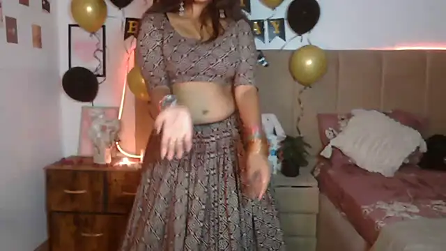 isha_here live cam on StripChat
