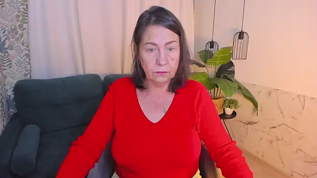 LindaPassionate live sex cam