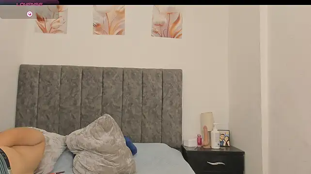 Natalystevens live sex cam