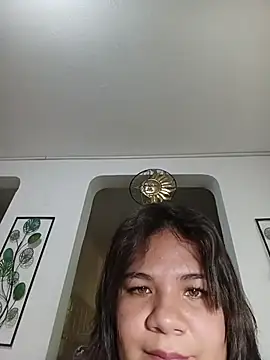 Van3orgasm4me live cam on StripChat