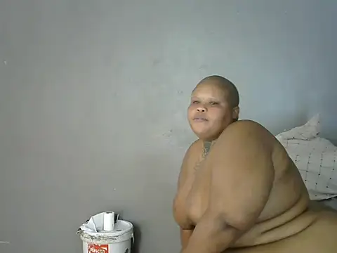 Taraj_thee_thick live sex cam