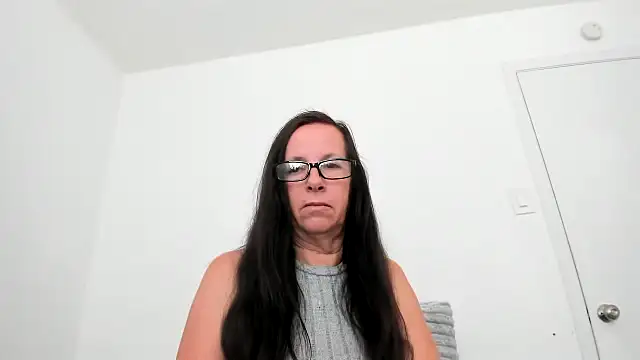 VerySassyPeachGoddess live sex cam