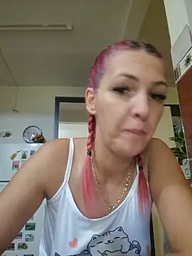 Evadesirex46 live cam on StripChat