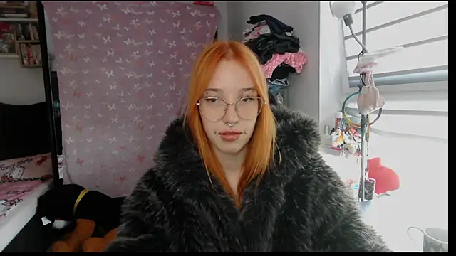 foxSonya live cam on StripChat