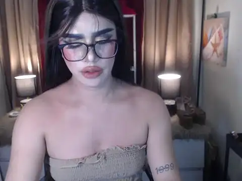 TsAnneNathalie live sex cam