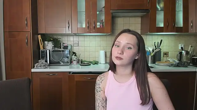 HotCaramellsTV live sex cam