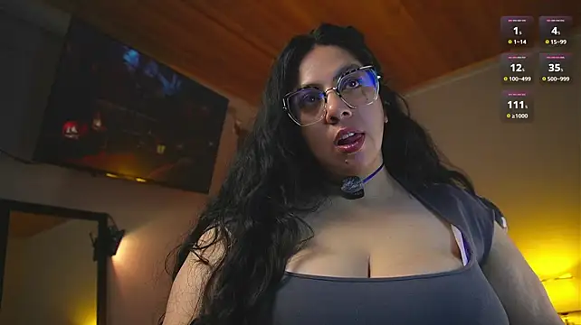 coraline_latin live cam on StripChat