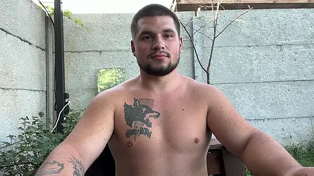 chiraq1945 live cam on StripChat