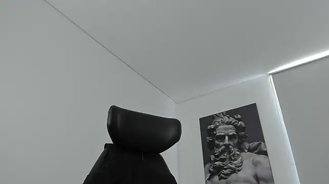 simonleon27 live cam on StripChat