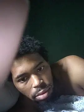 Darealcheeto live cam on StripChat
