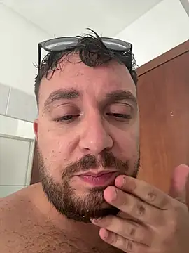 Badre9444 live cam on StripChat
