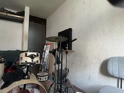 luiscachondito99 live sex cam