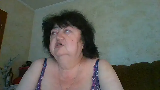 MilaSky5303 live cam on StripChat