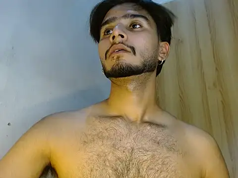 CoralN live cam on StripChat